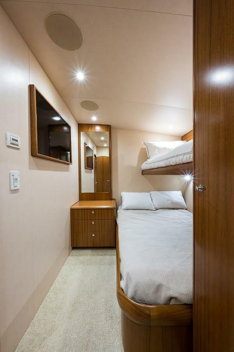 75' 2017 Weaver Custom Sportfish