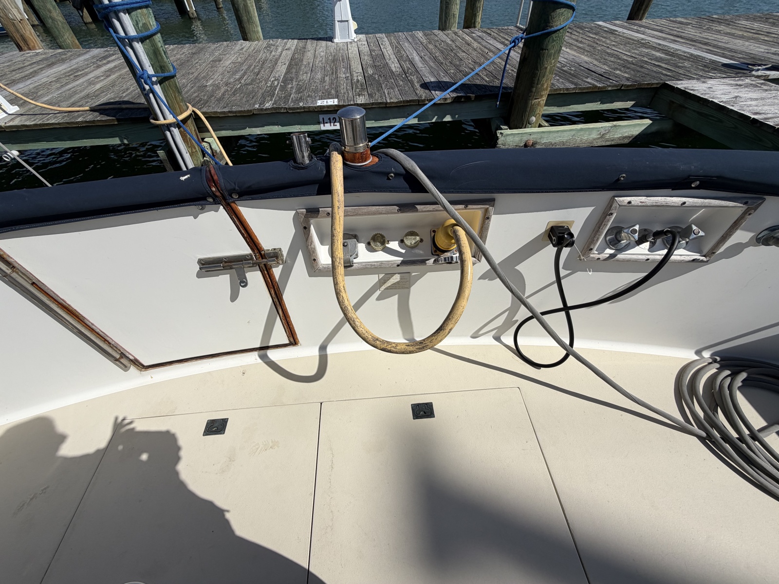 1991 Grand Banks Classic 46