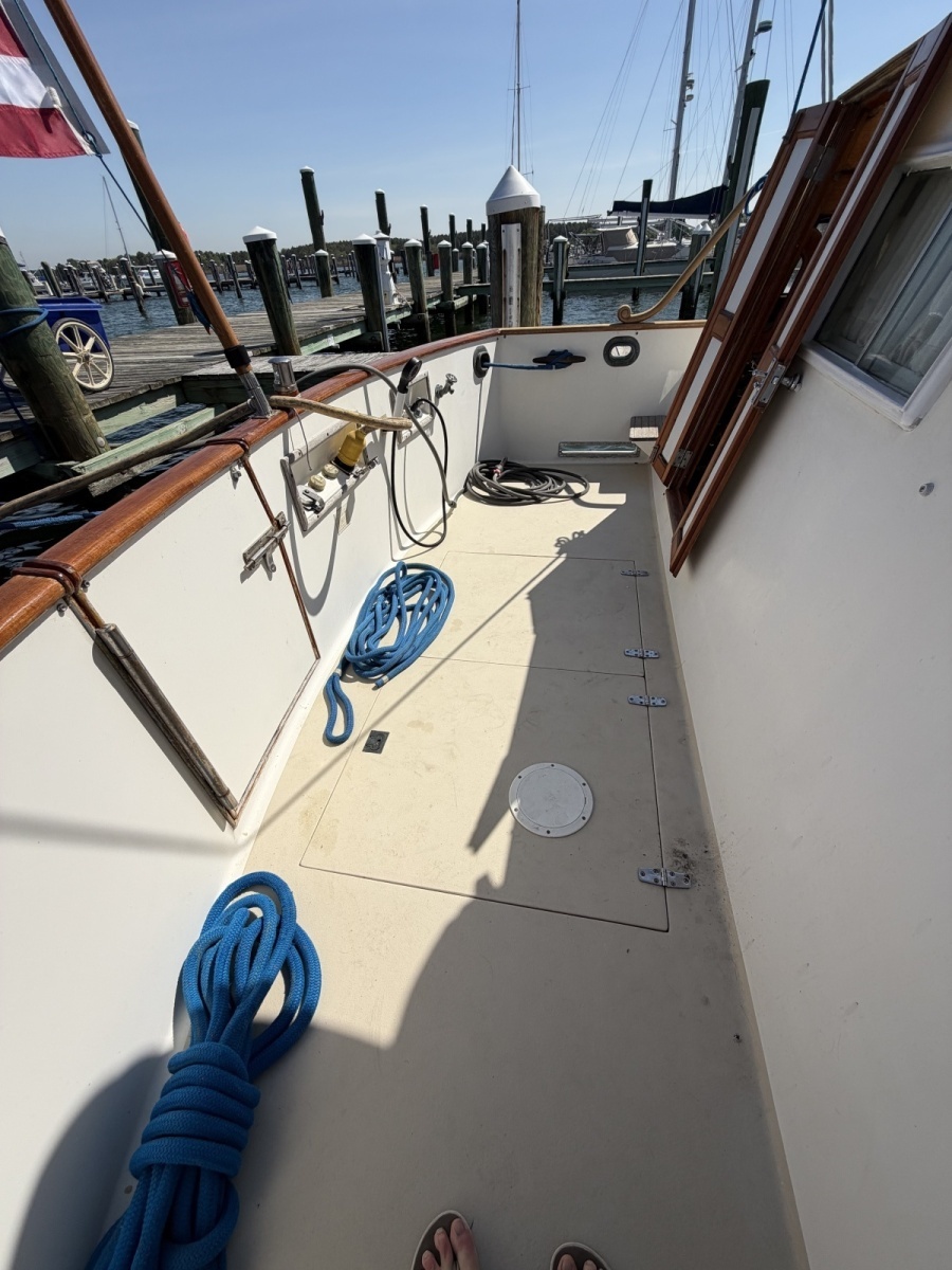 1991 Grand Banks Classic 46