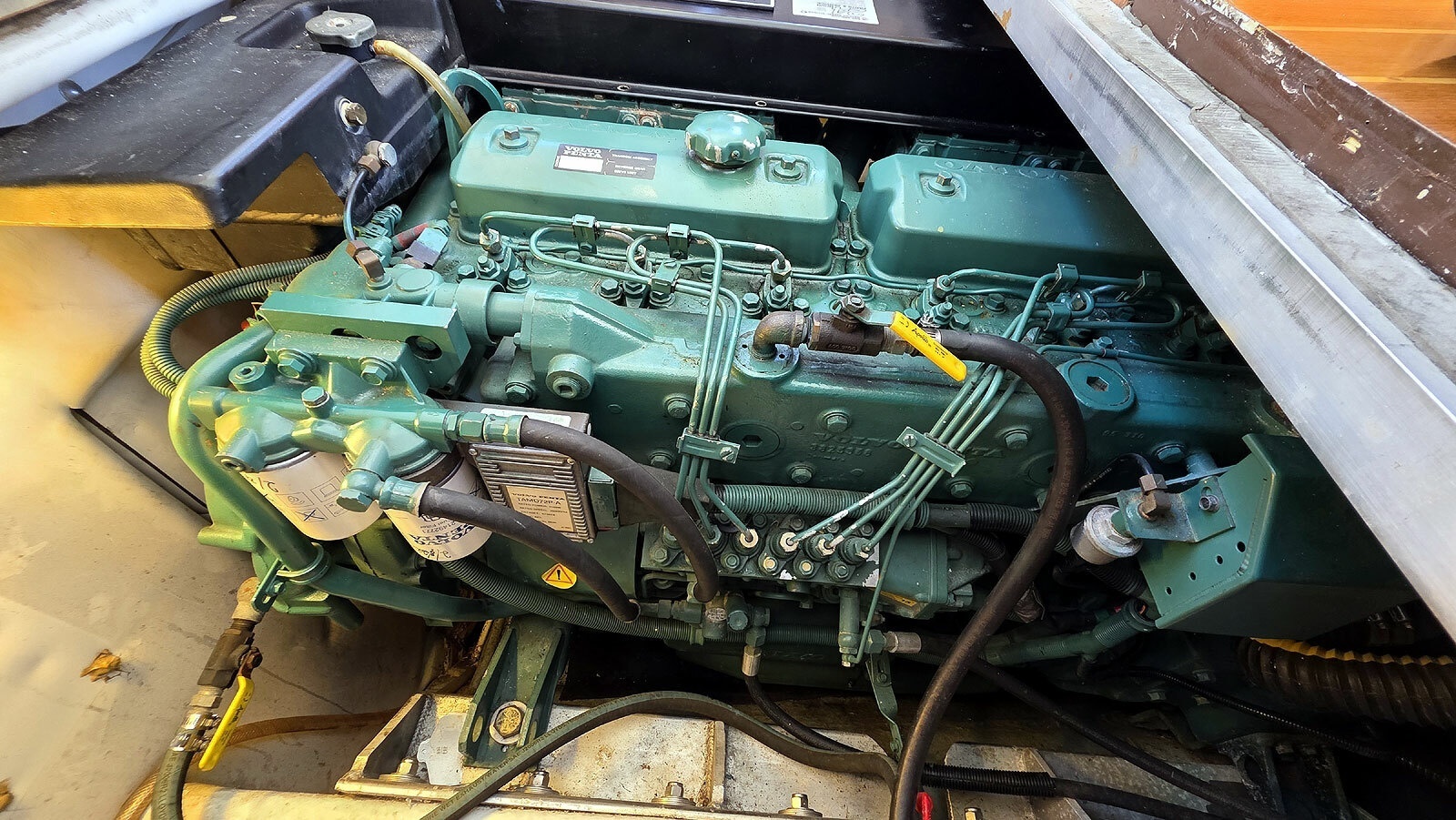 Main Engine Port