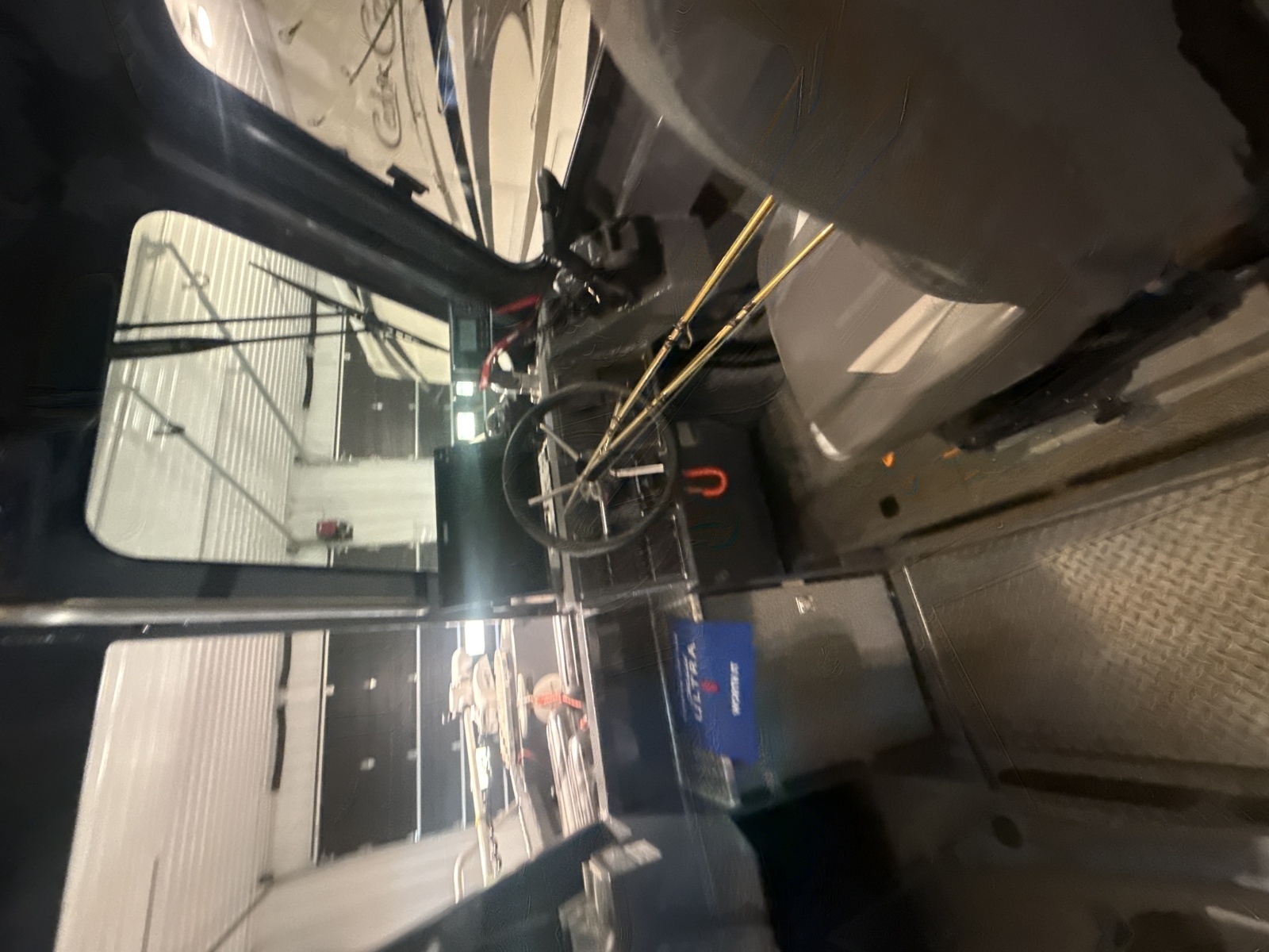 32ft Hewescraft Yacht For Sale