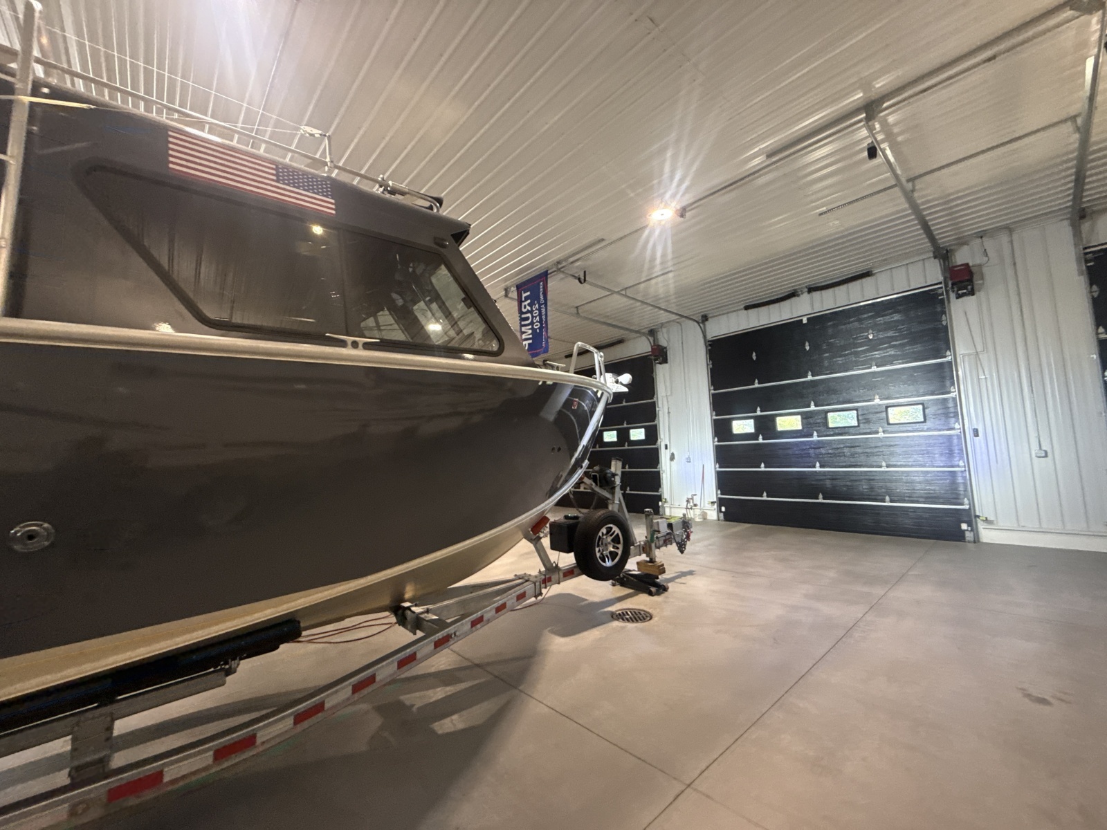 32ft Hewescraft Yacht For Sale