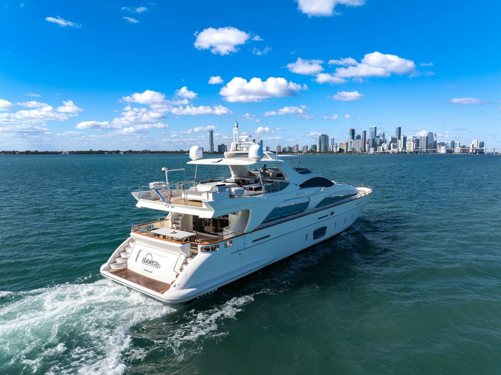105' 2005 Azimut 105