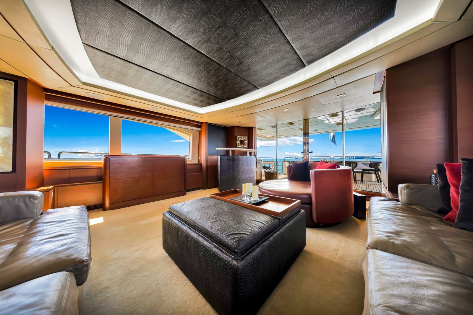 105' 2005 Azimut 105