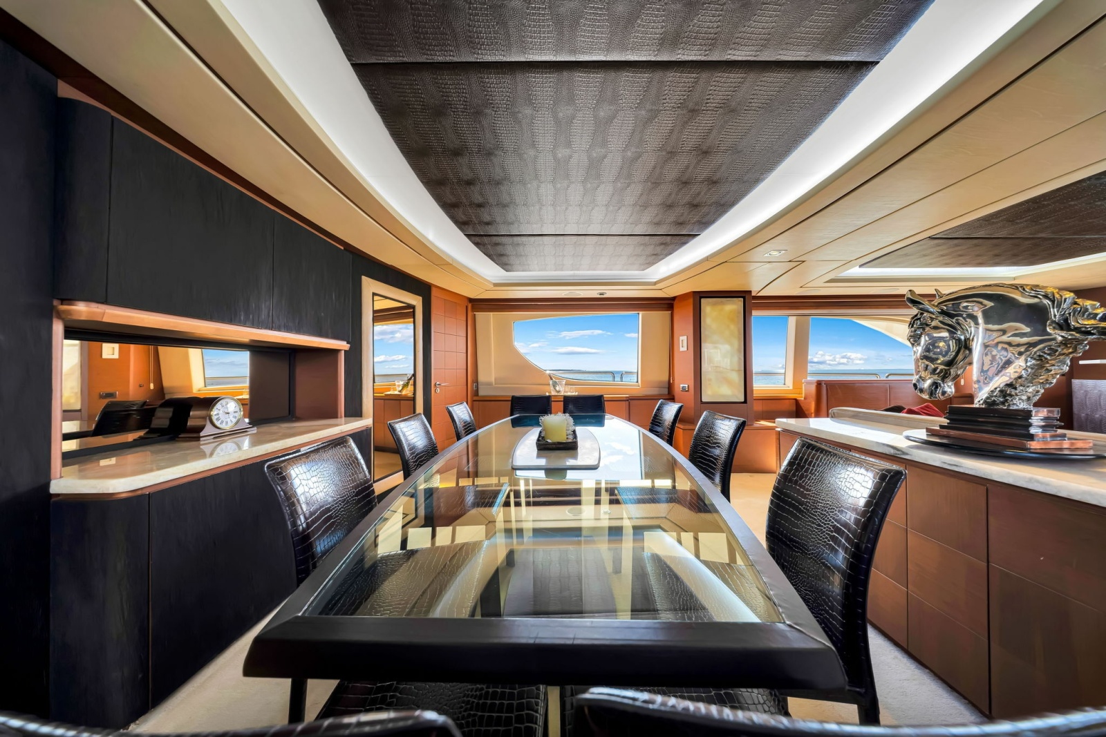 105' 2005 Azimut 105