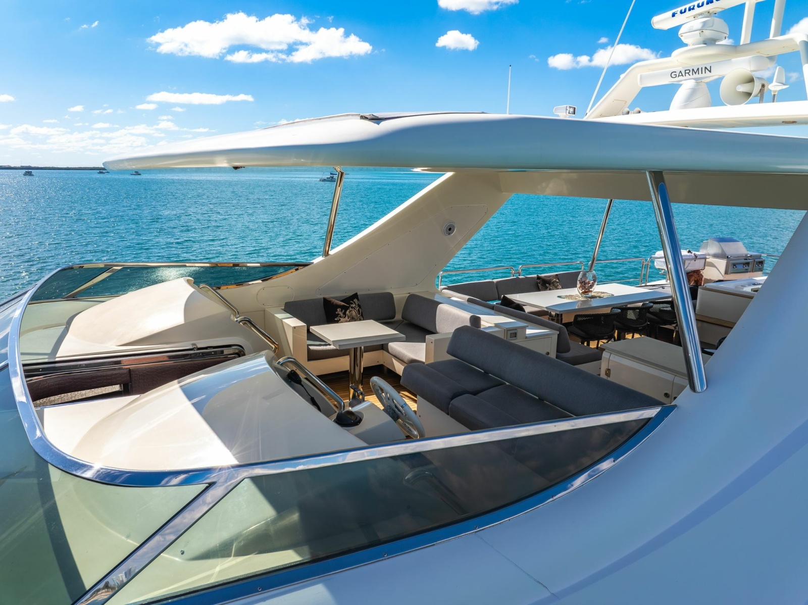 105' 2005 Azimut 105