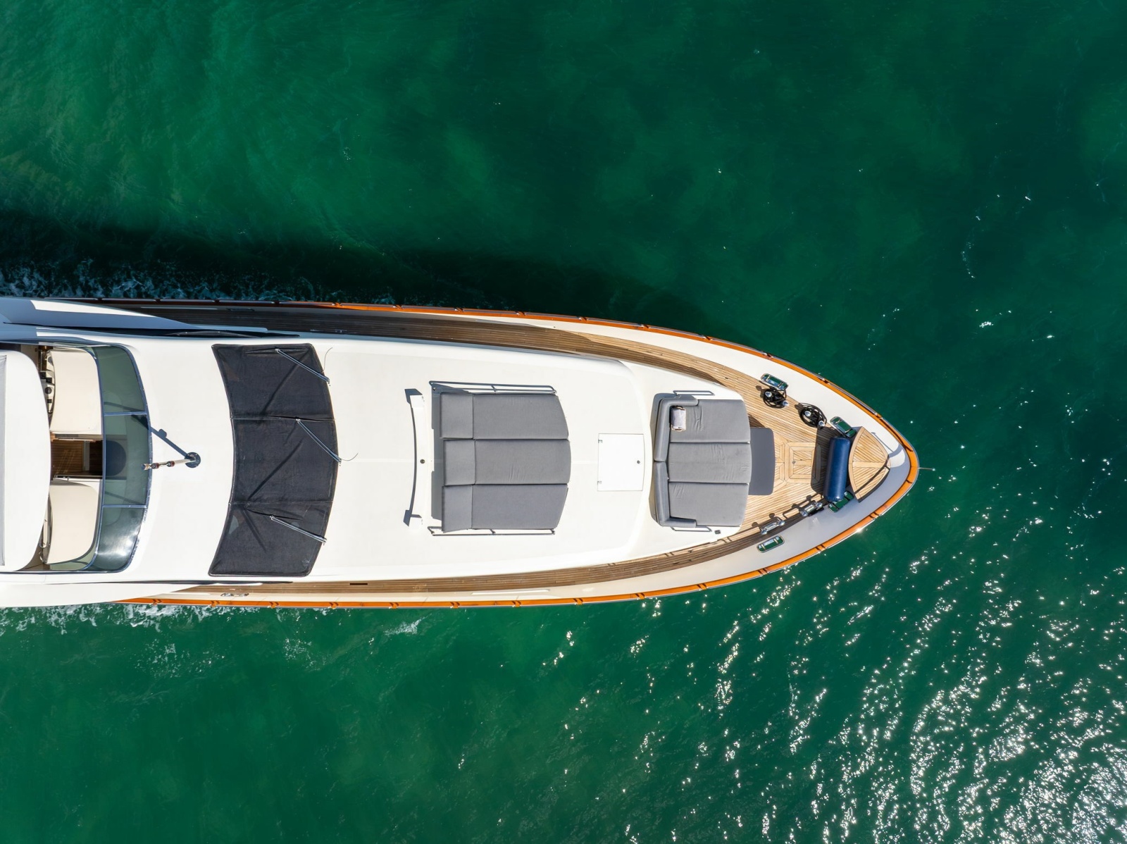 105' 2005 Azimut 105