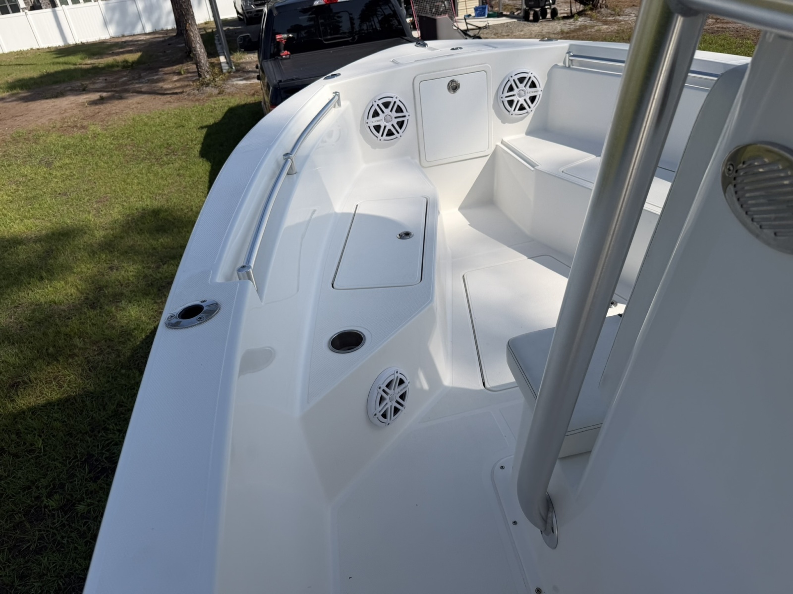 23' 2019 Reef Runner 230XS