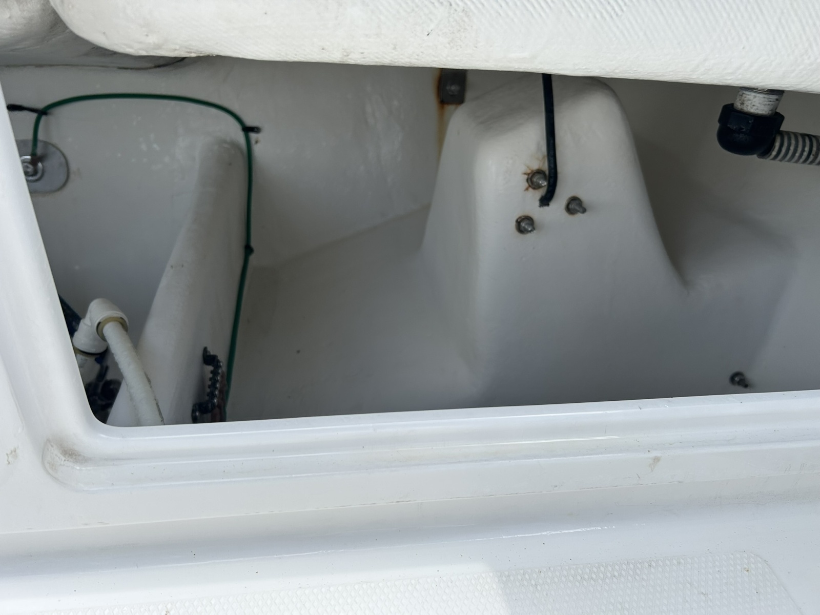 23' 2019 Reef Runner 230XS