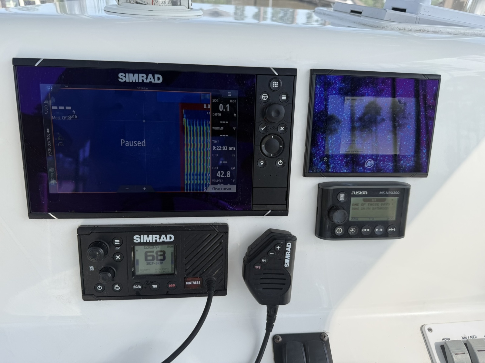 23' 2019 Reef Runner 230XS