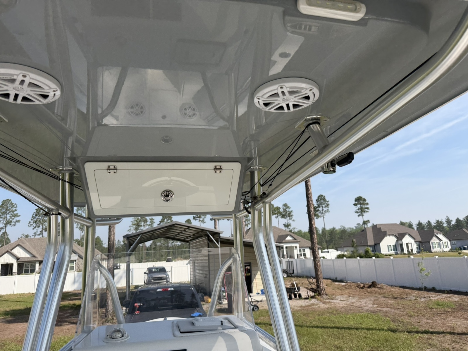 23' 2019 Reef Runner 230XS