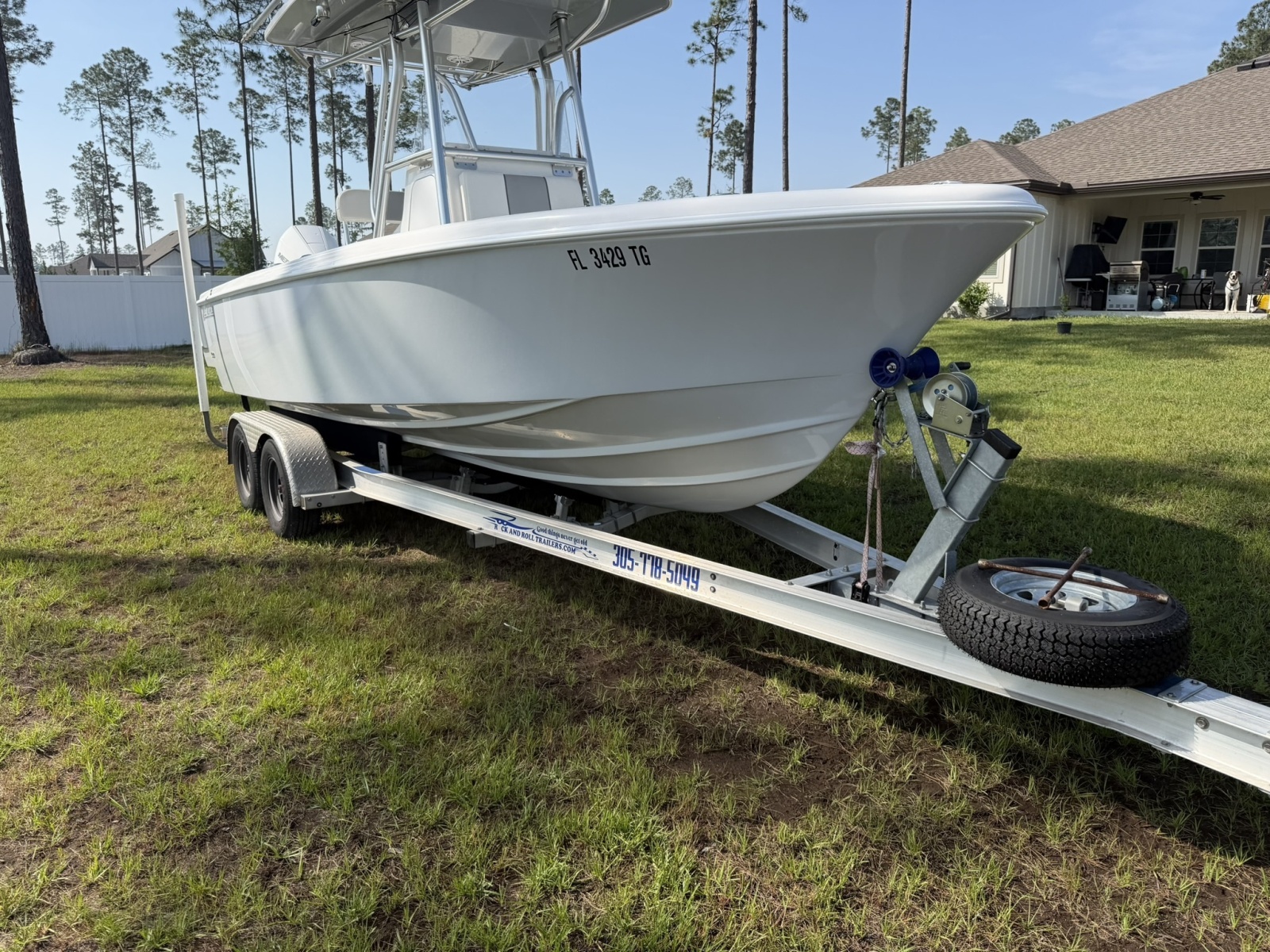 23' 2019 Reef Runner 230XS