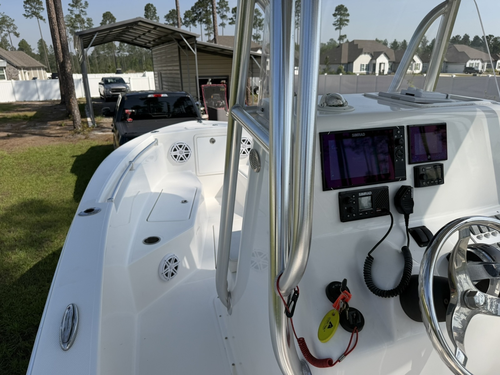 23' 2019 Reef Runner 230XS