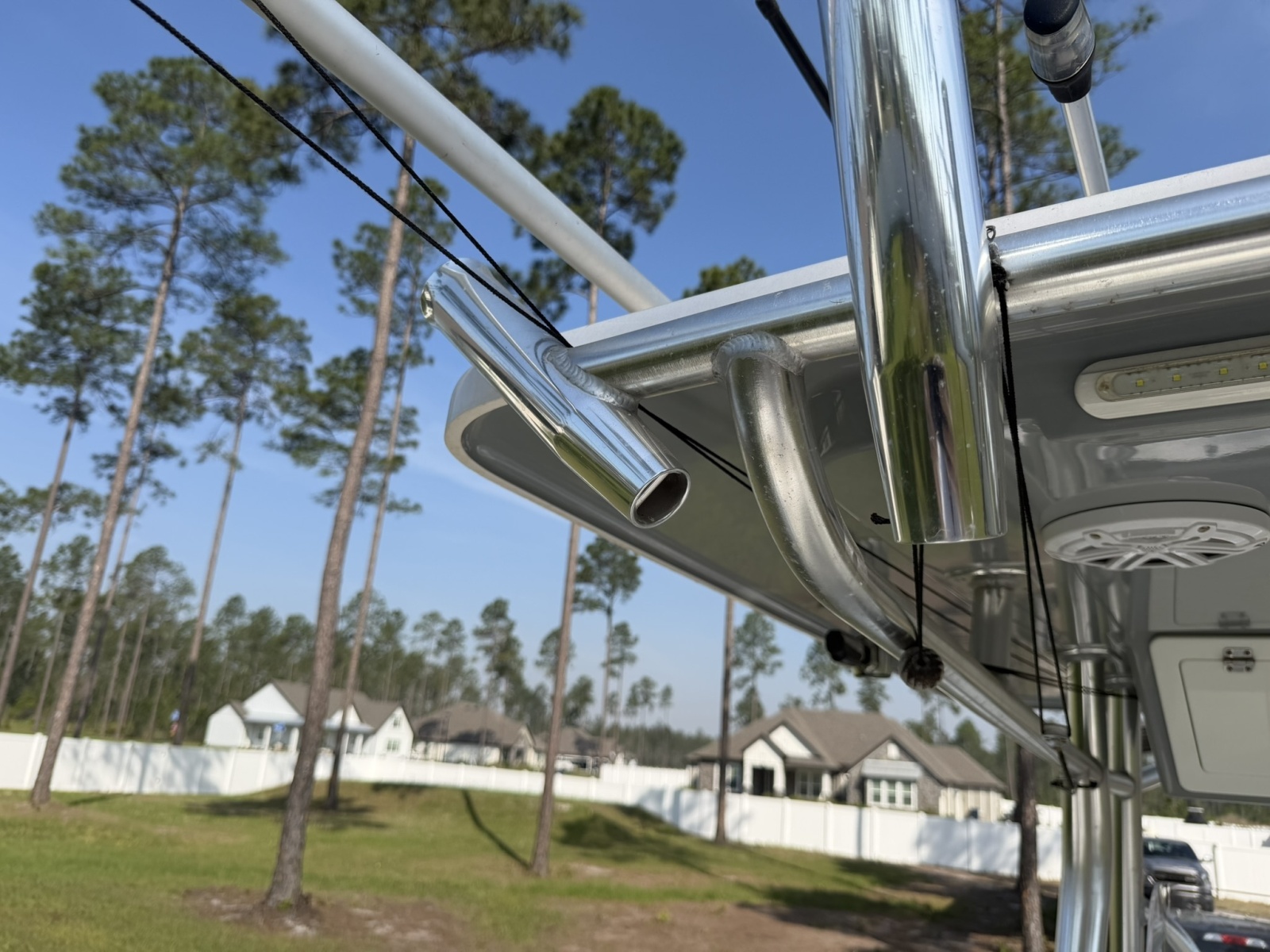23' 2019 Reef Runner 230XS