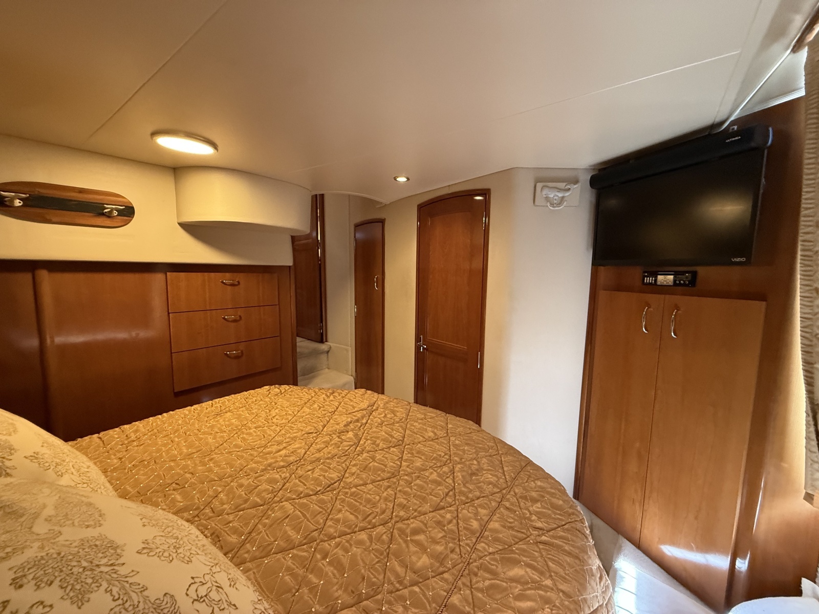 Mist Approach 44ft Carver Yacht For Sale