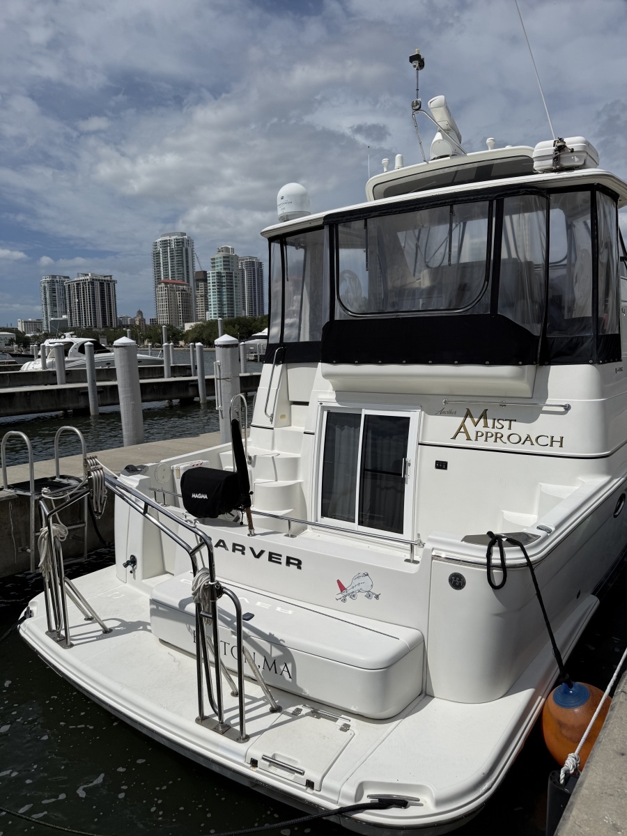 Mist Approach 44ft Carver Yacht For Sale
