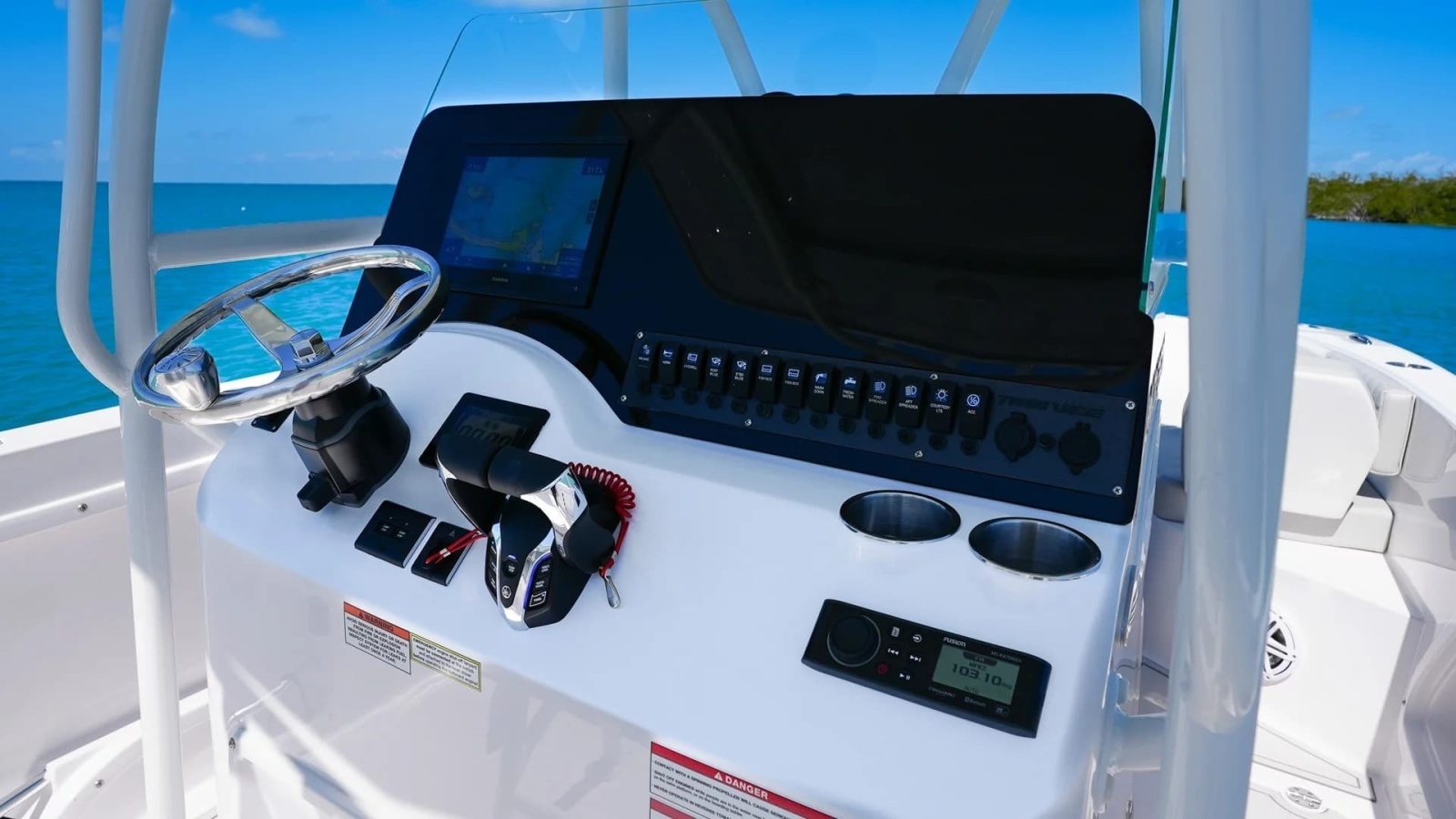 2026 Twin Vee 240 GFX2 CC