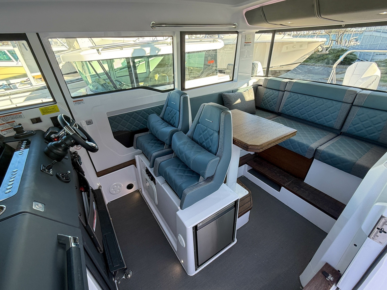 King Itchy 37ft Axopar Yacht For Sale