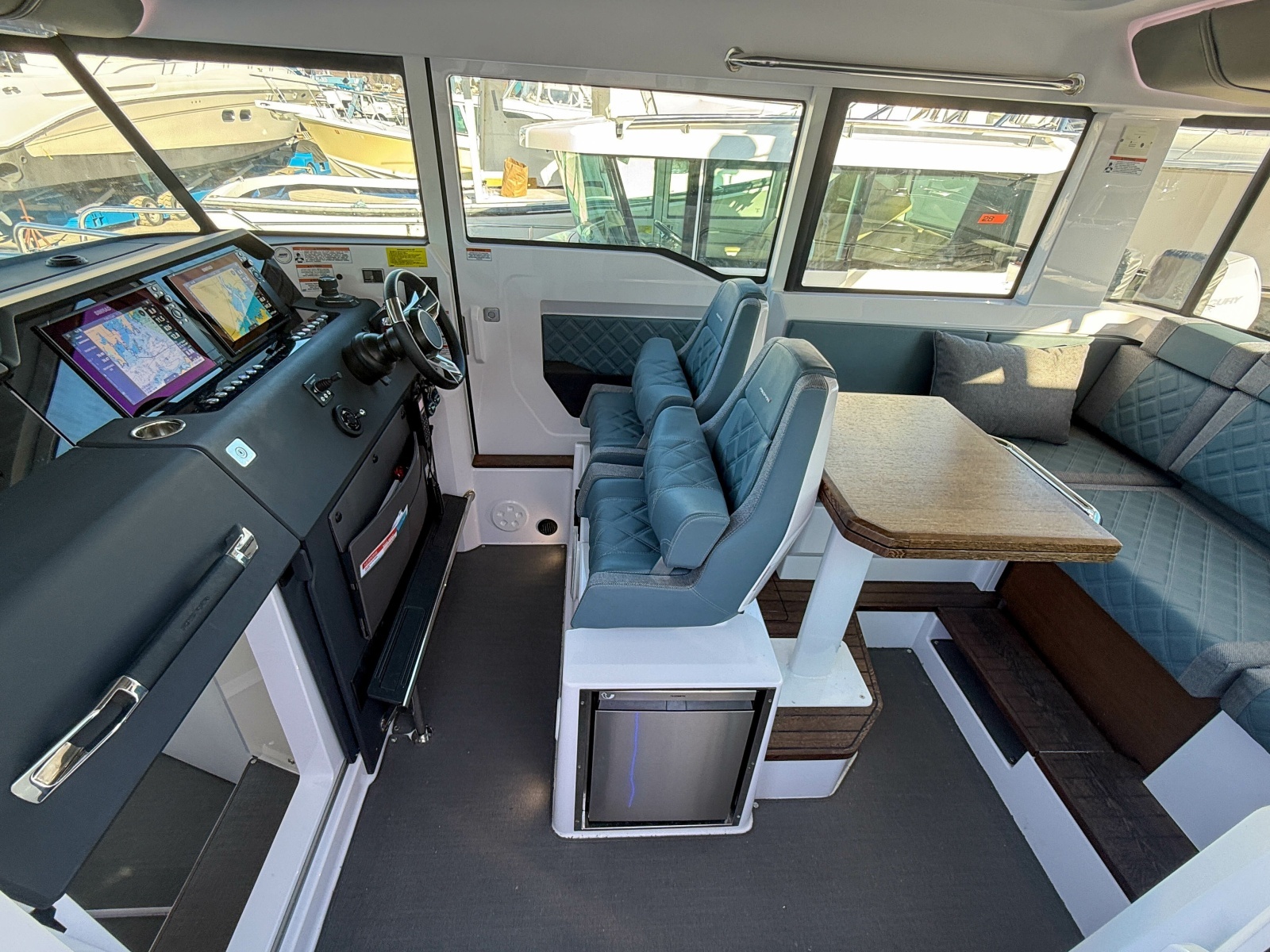 King Itchy 37ft Axopar Yacht For Sale