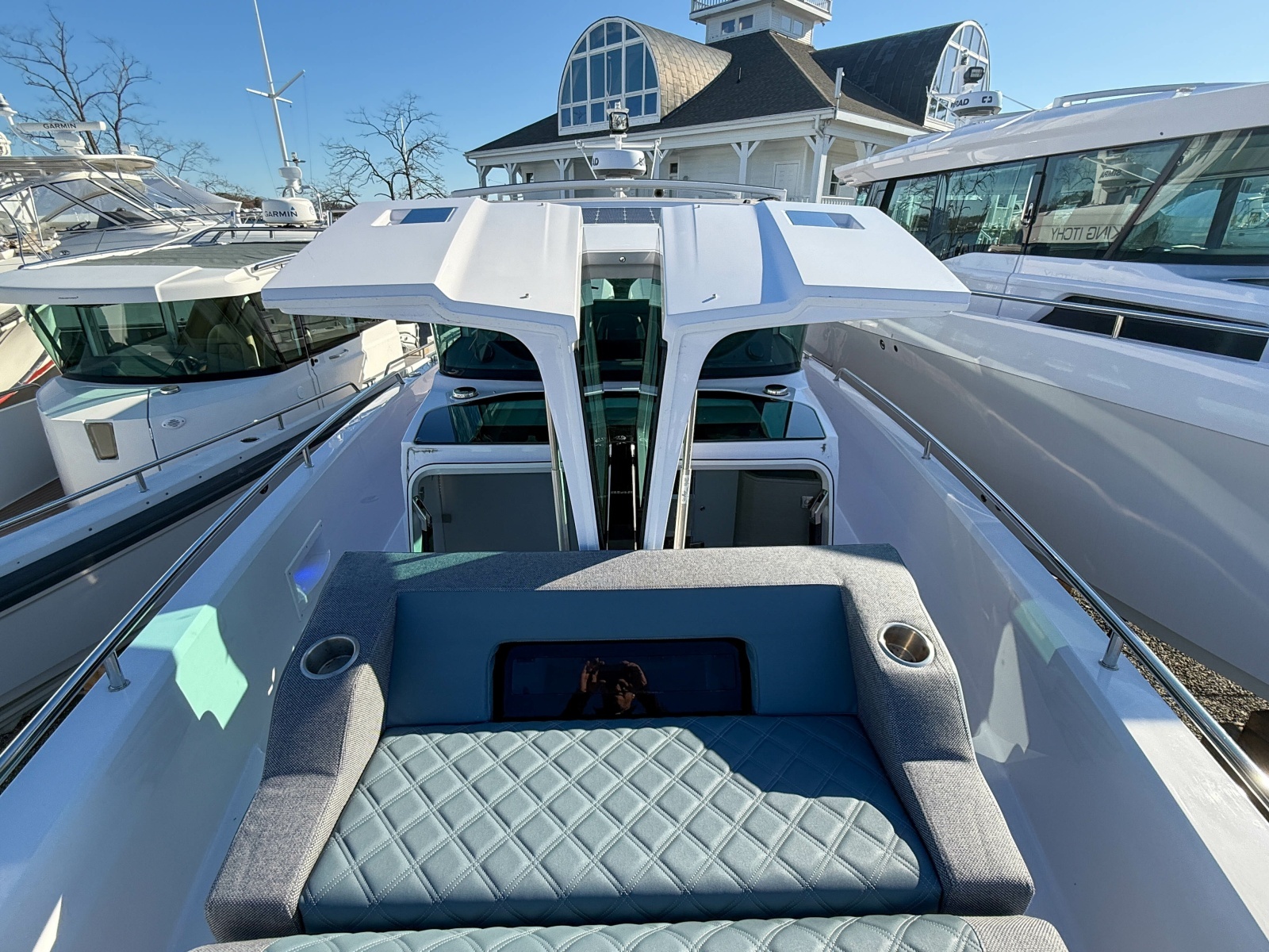 King Itchy 37ft Axopar Yacht For Sale