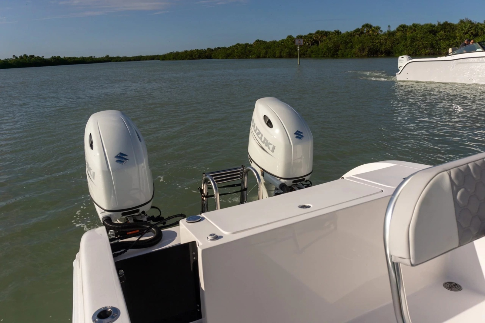 24' 2026 Twin Vee 240 STX CC