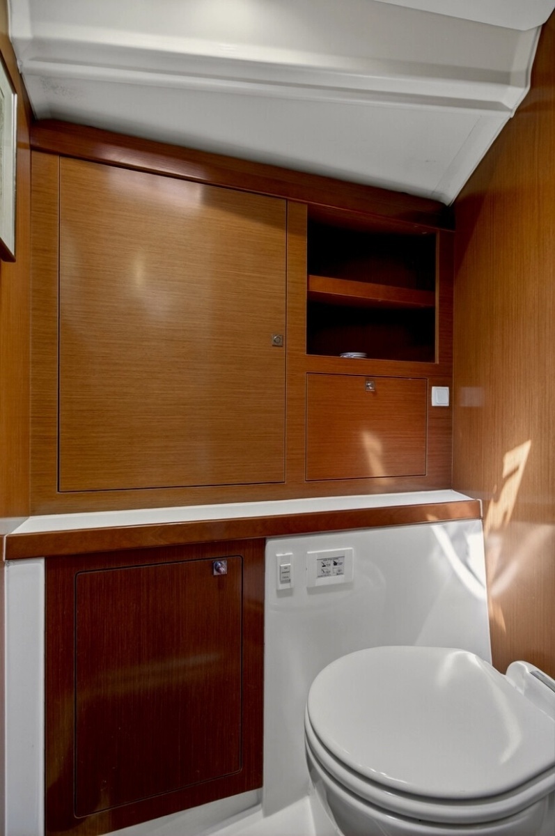 2012 Beneteau Oceanis 48
