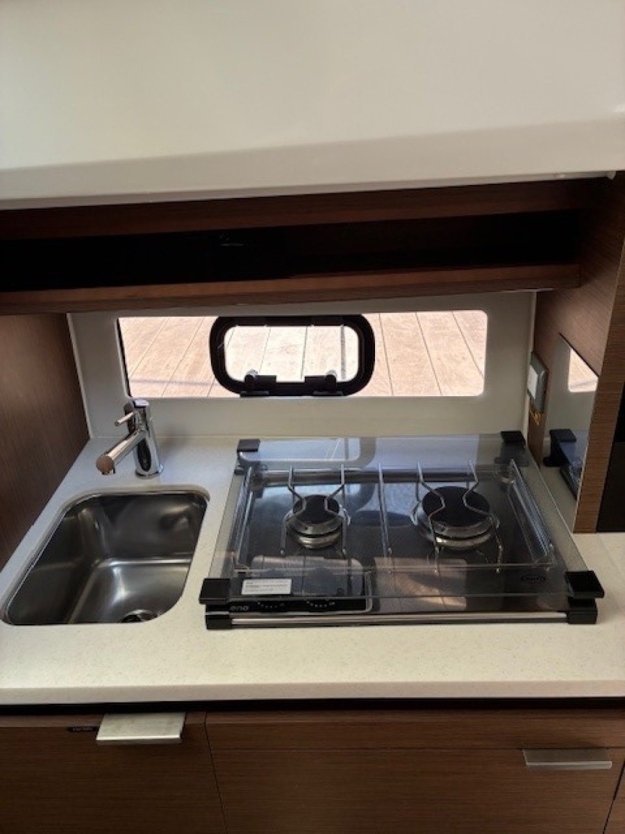 2022 Jeanneau Leader 10.5 WA 2