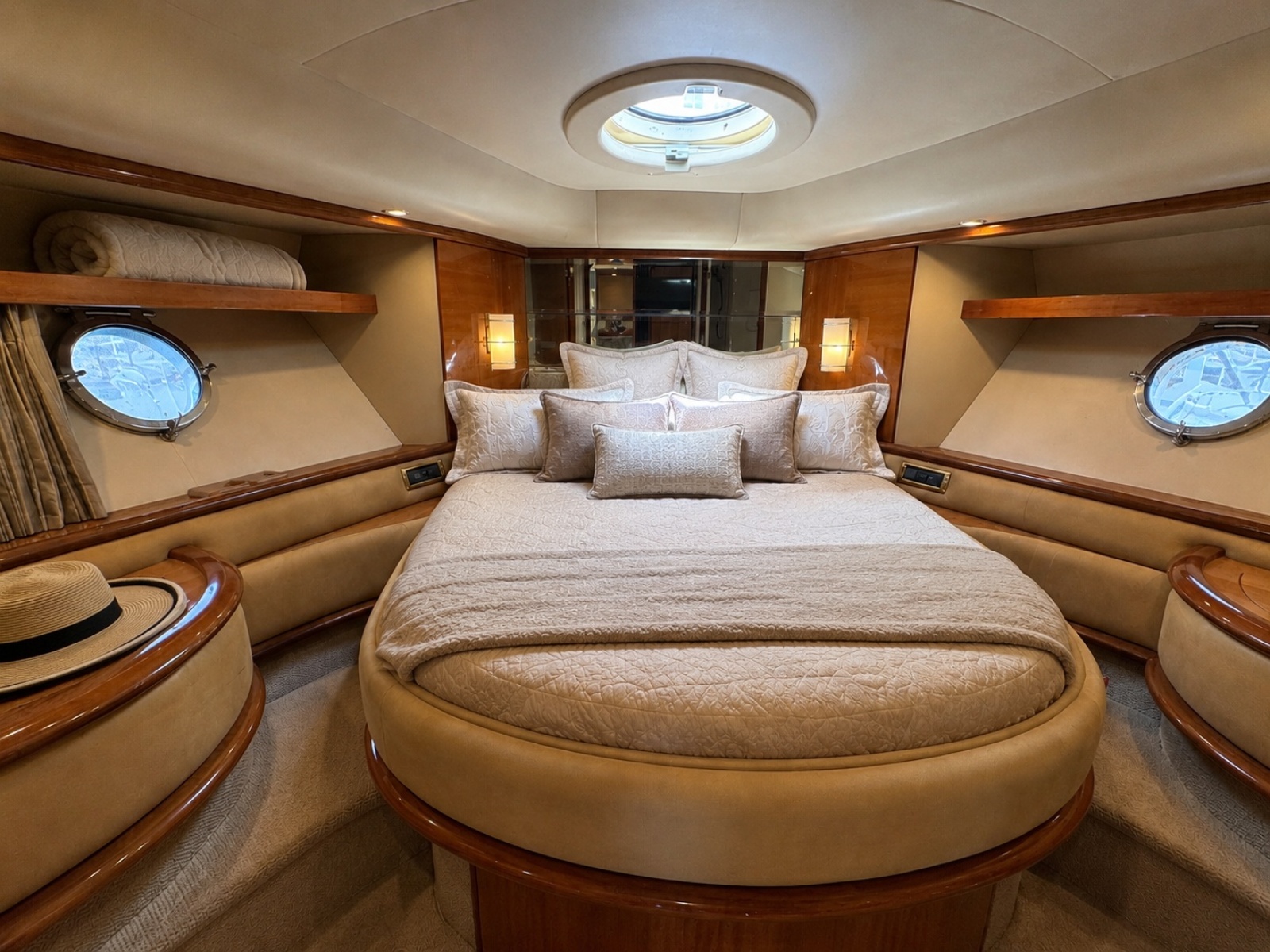 2005 Azimut Fly 62