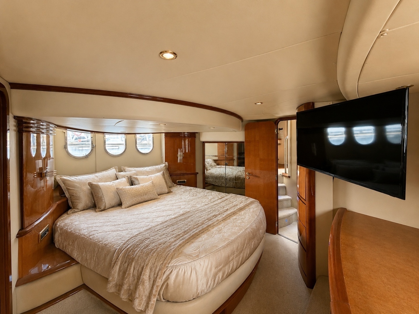 ALADDIN 65ft Azimut Yacht For Sale