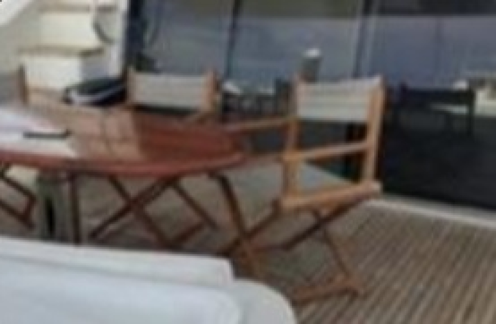 65' 2005 Azimut Fly 62