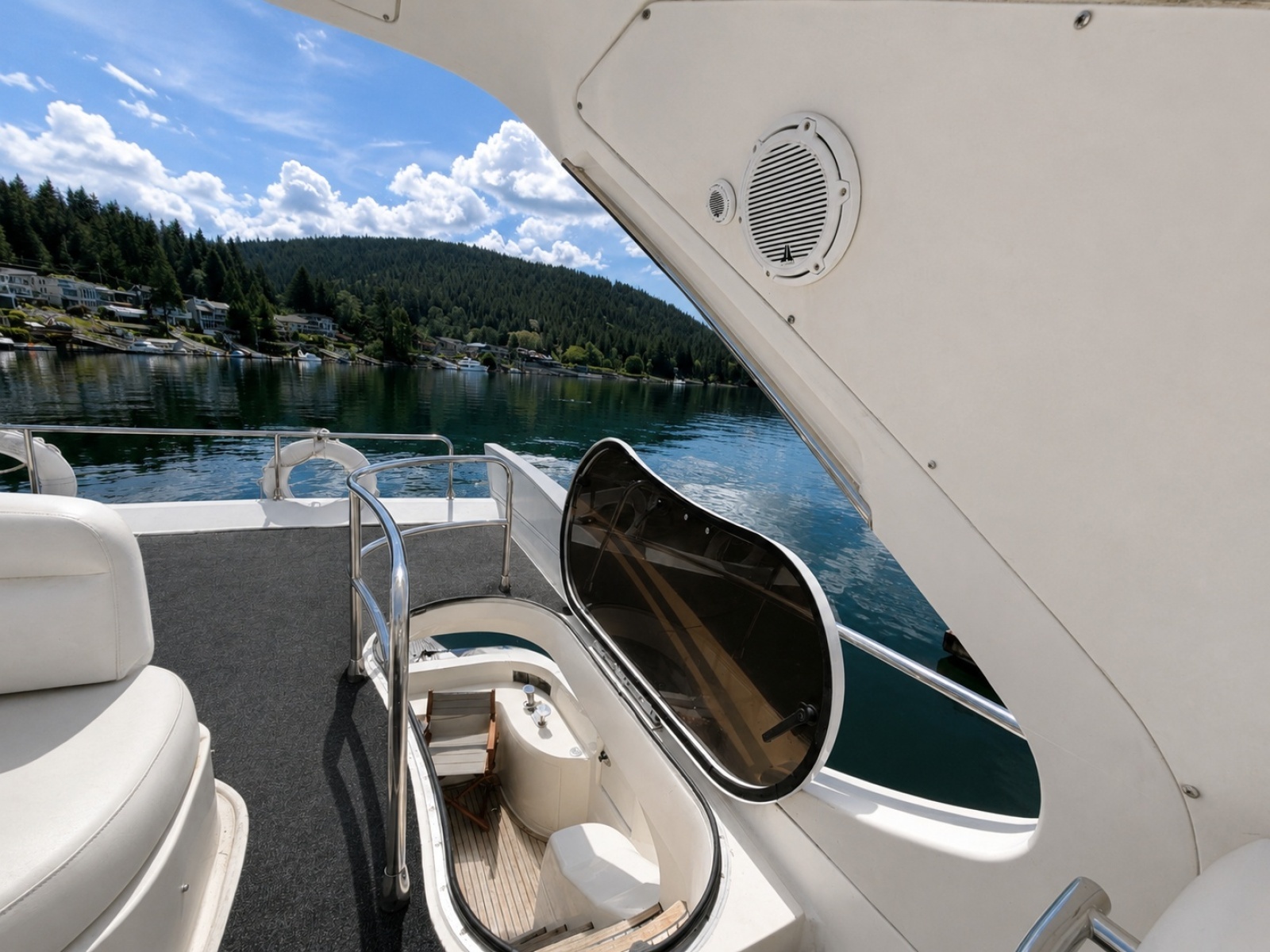 ALADDIN 65ft Azimut Yacht For Sale