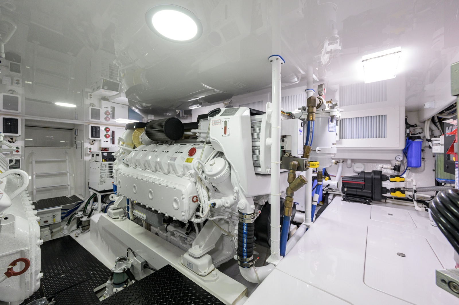 Viking 54 - Dog House - Engine Room