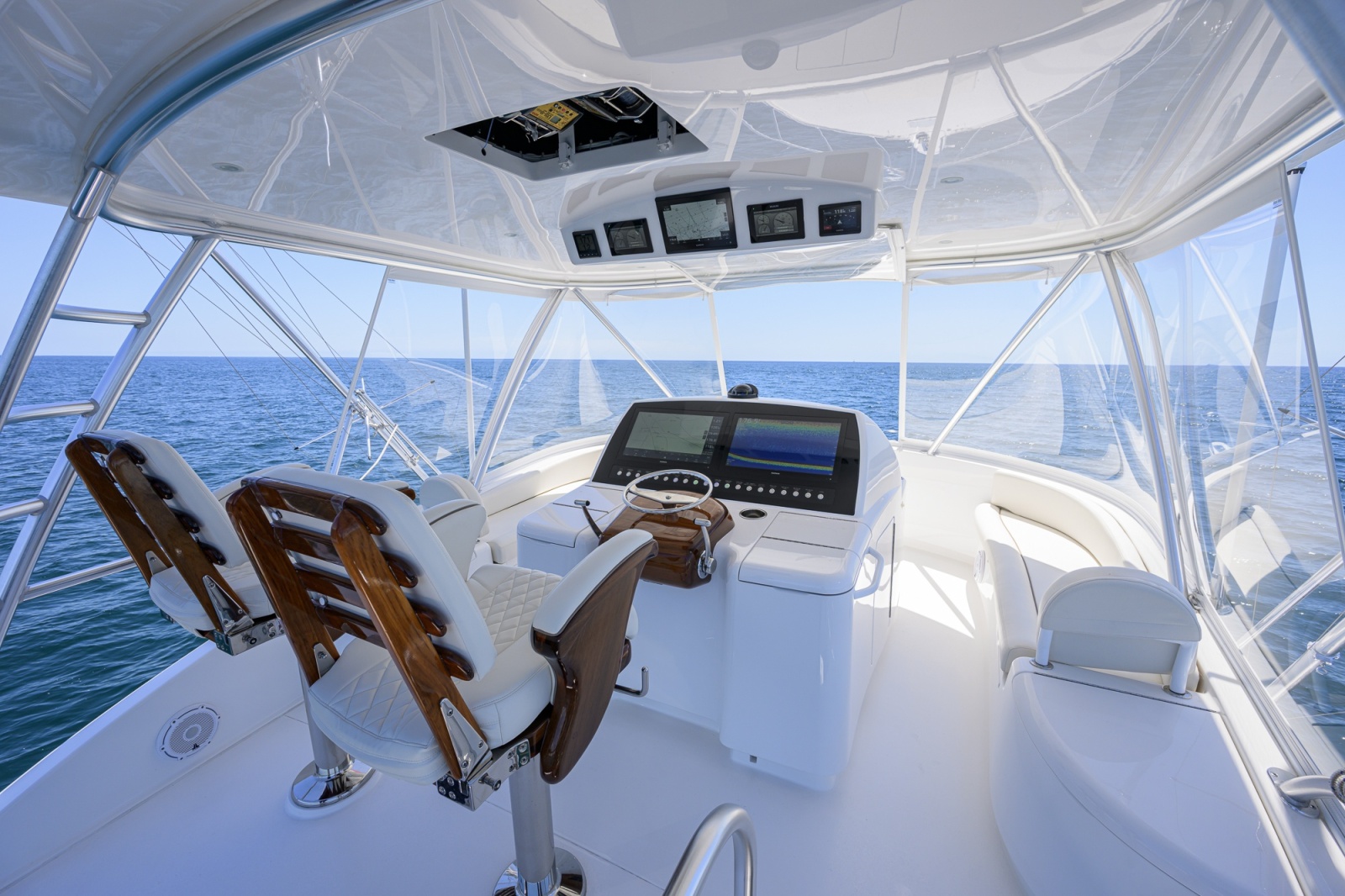 Viking 54 - Dog House - Flybridge - Helm Seats
