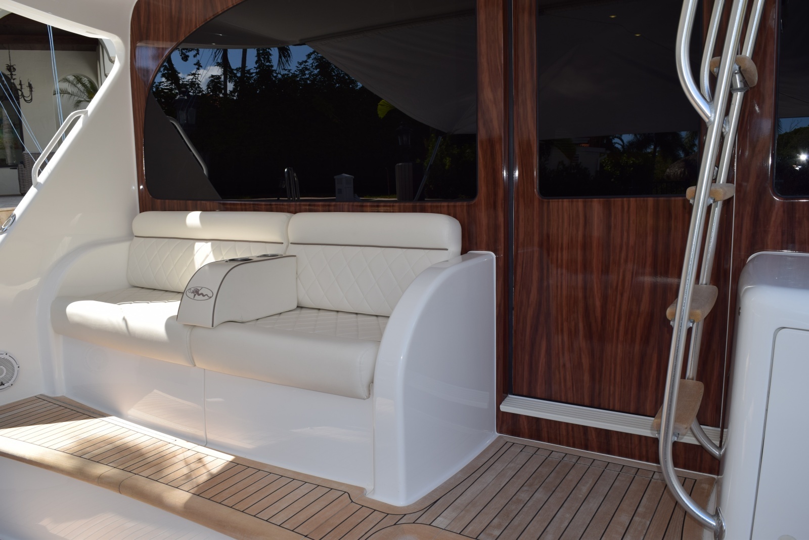 Viking 54 - Dog House - Cockpit