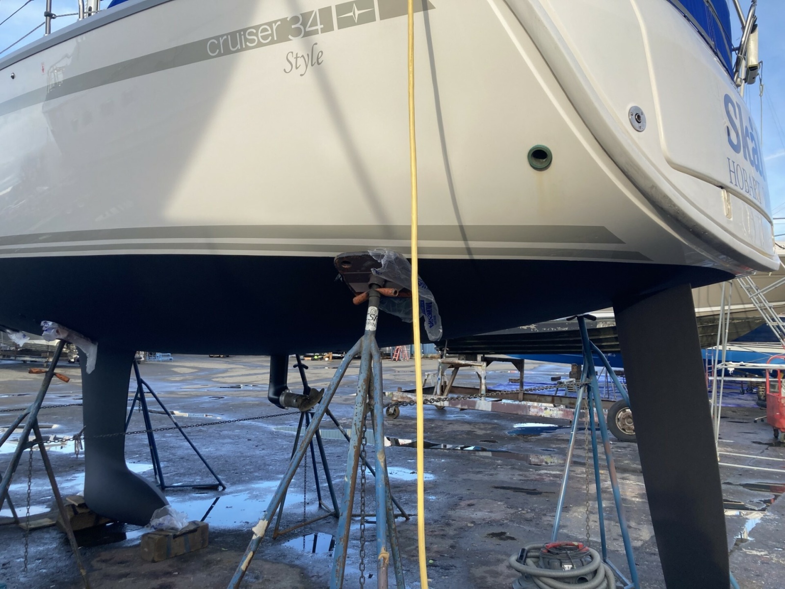 Skal hauled out for bottom paint 1/3/2026