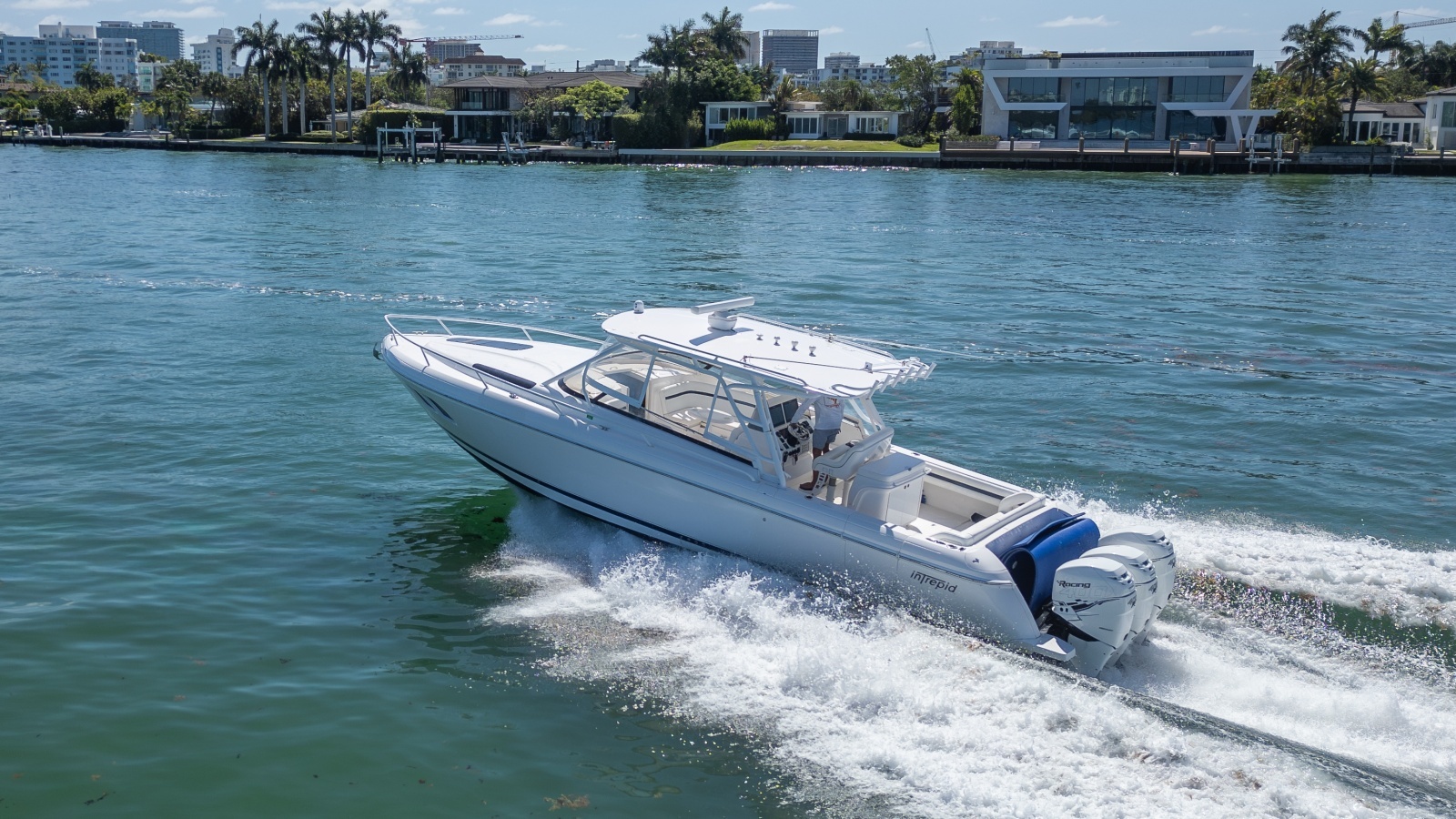 2014 Intrepid 400 Cuddy