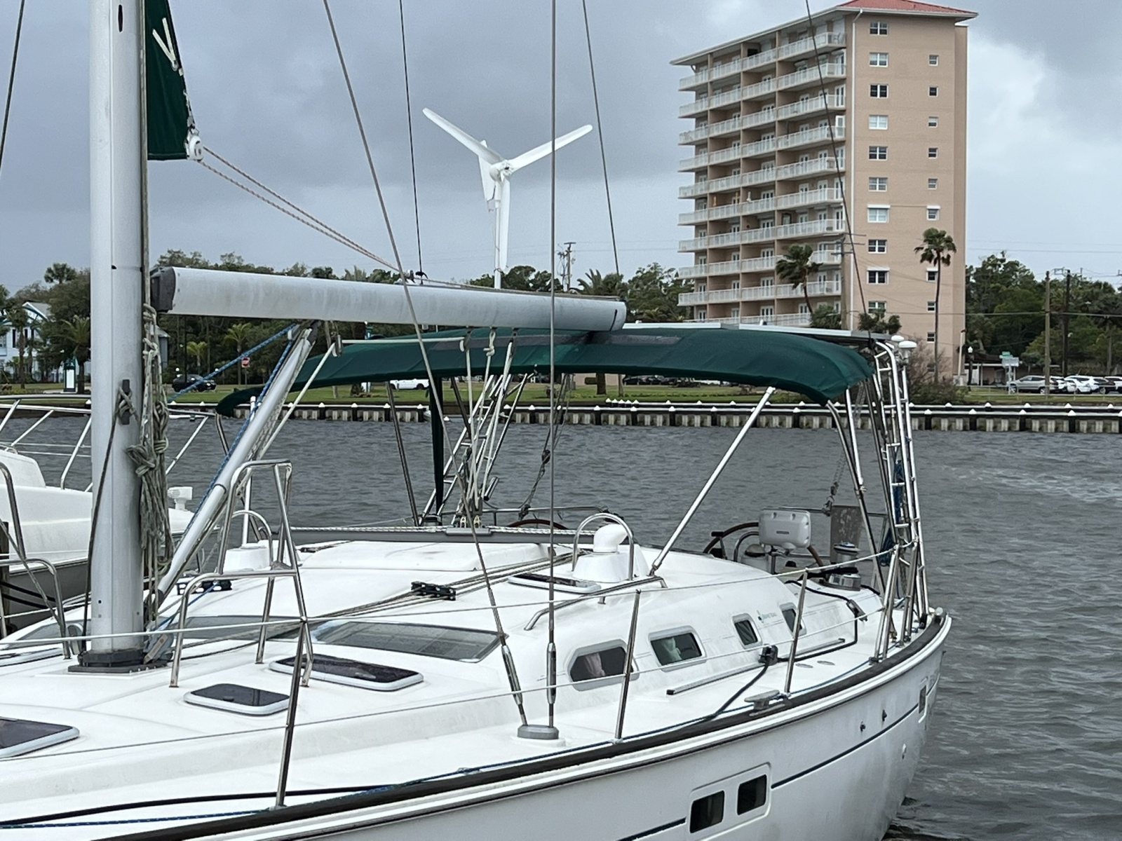 47' 2001 Beneteau Oceanis 473