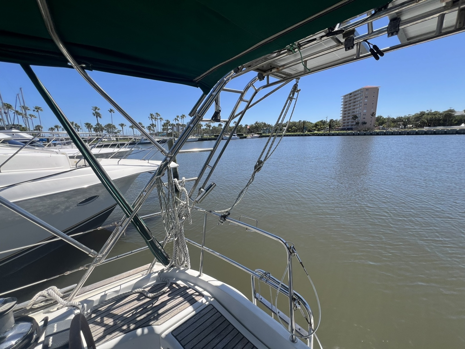 47' 2001 Beneteau Oceanis 473