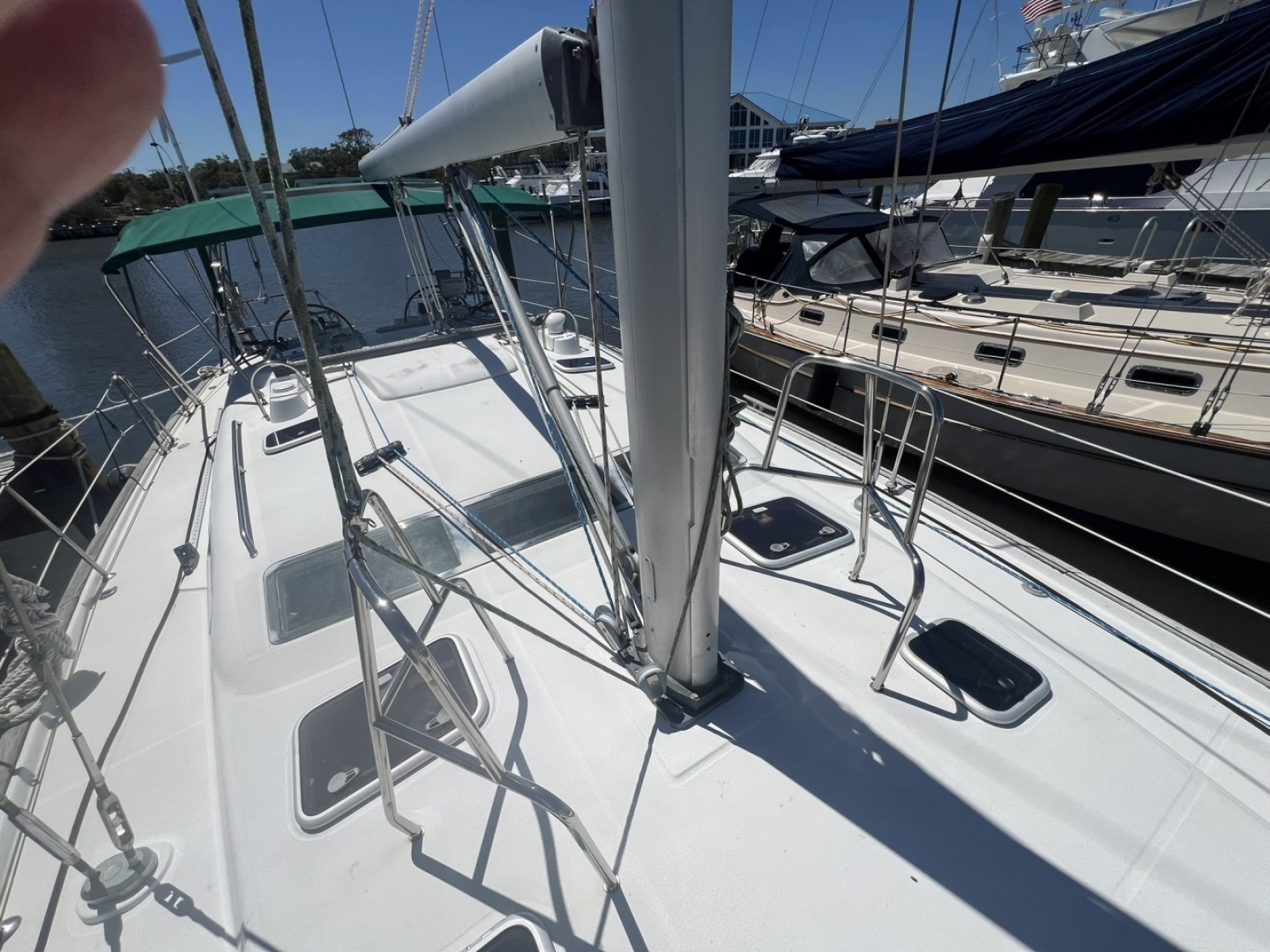 47' 2001 Beneteau Oceanis 473