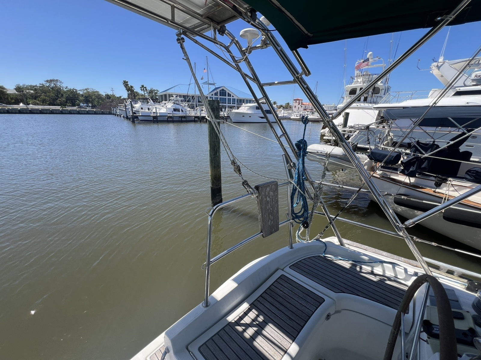 47' 2001 Beneteau Oceanis 473