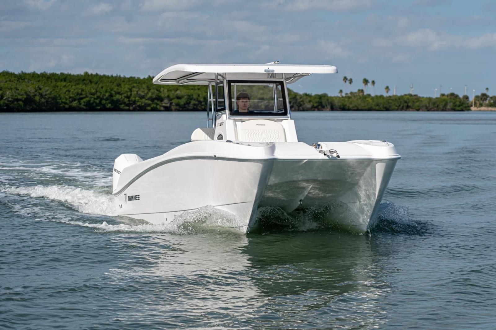 26' 2026 Twin Vee 260 STX CC