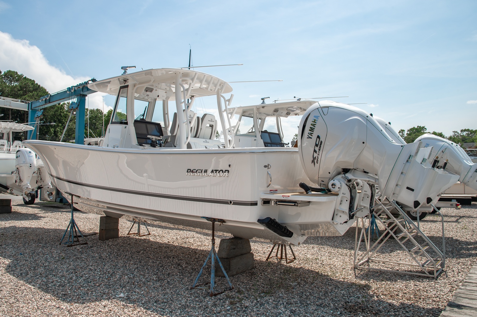 2027 Regulator 31 06
