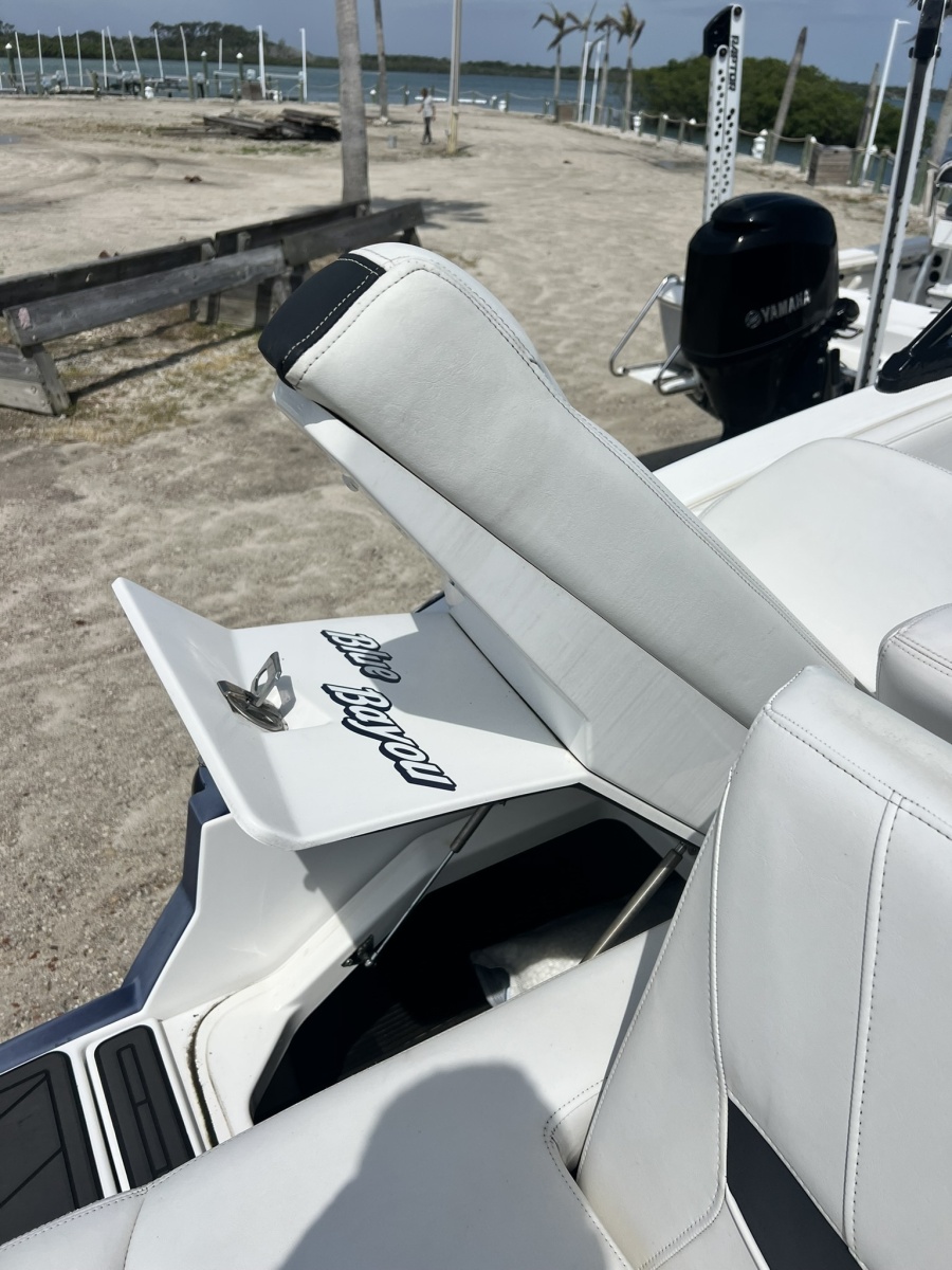 2015 Monterey 268SS