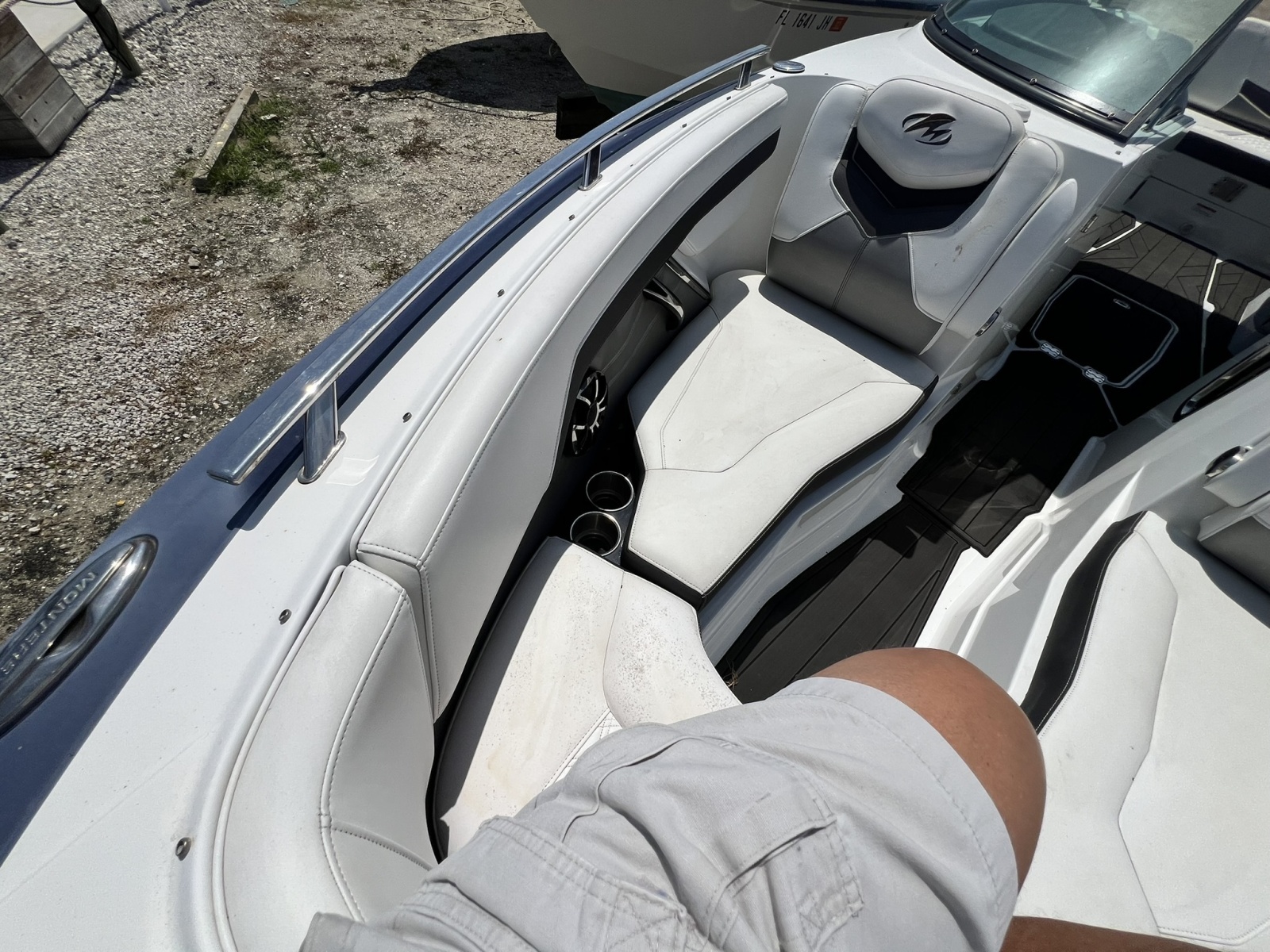 2015 Monterey 268SS
