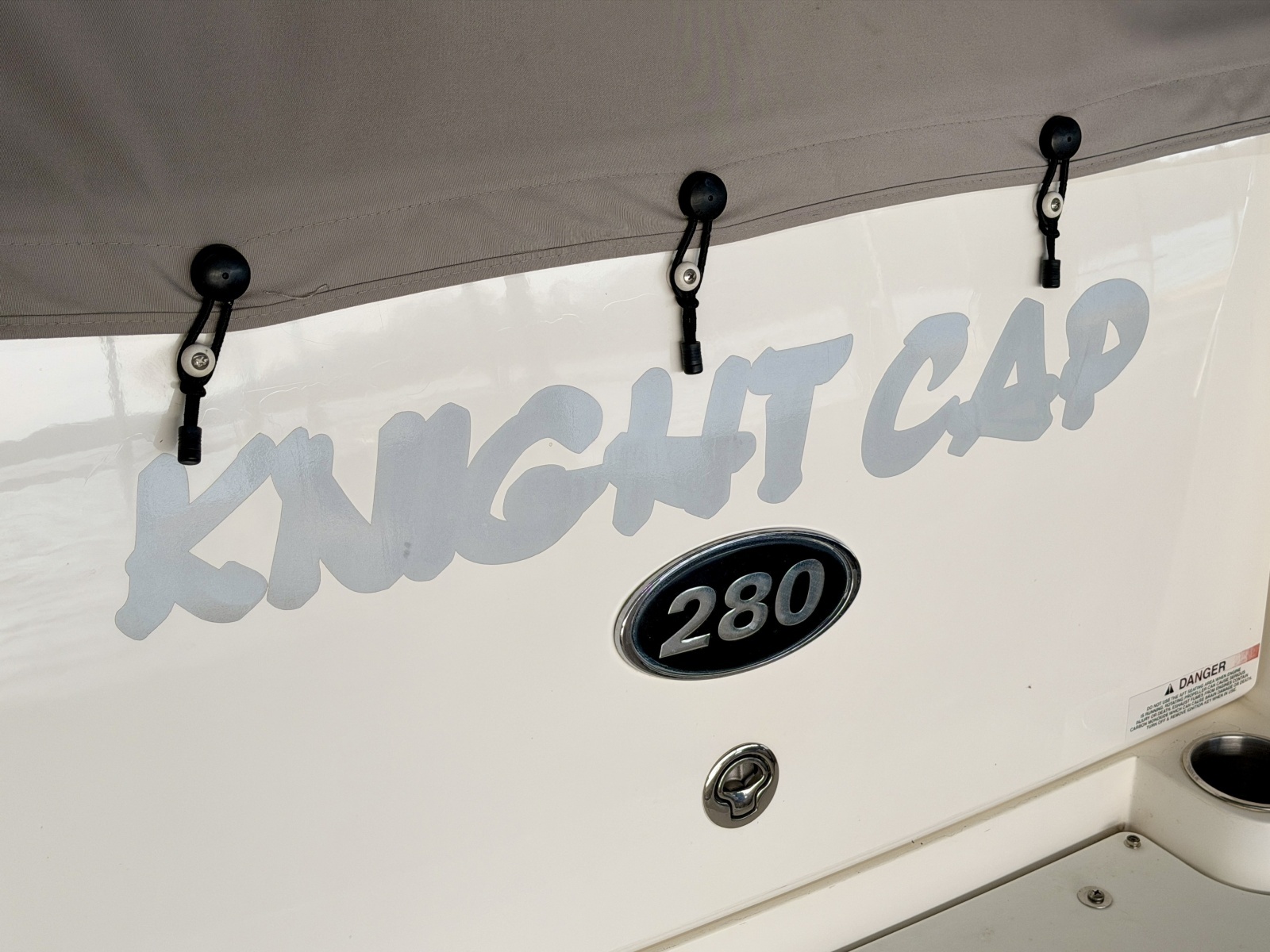 2008 Rinker 280 Express Cruiser