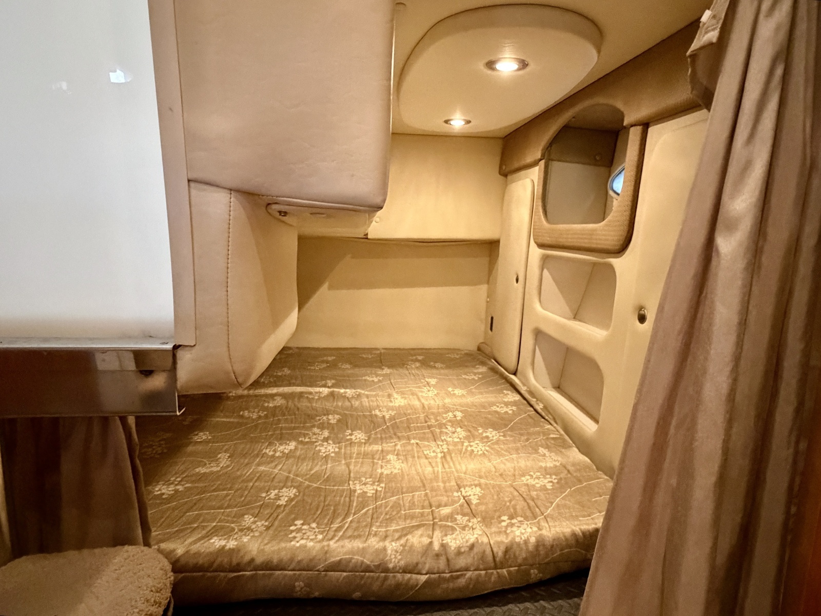 2008 Rinker 280 Express Cruiser