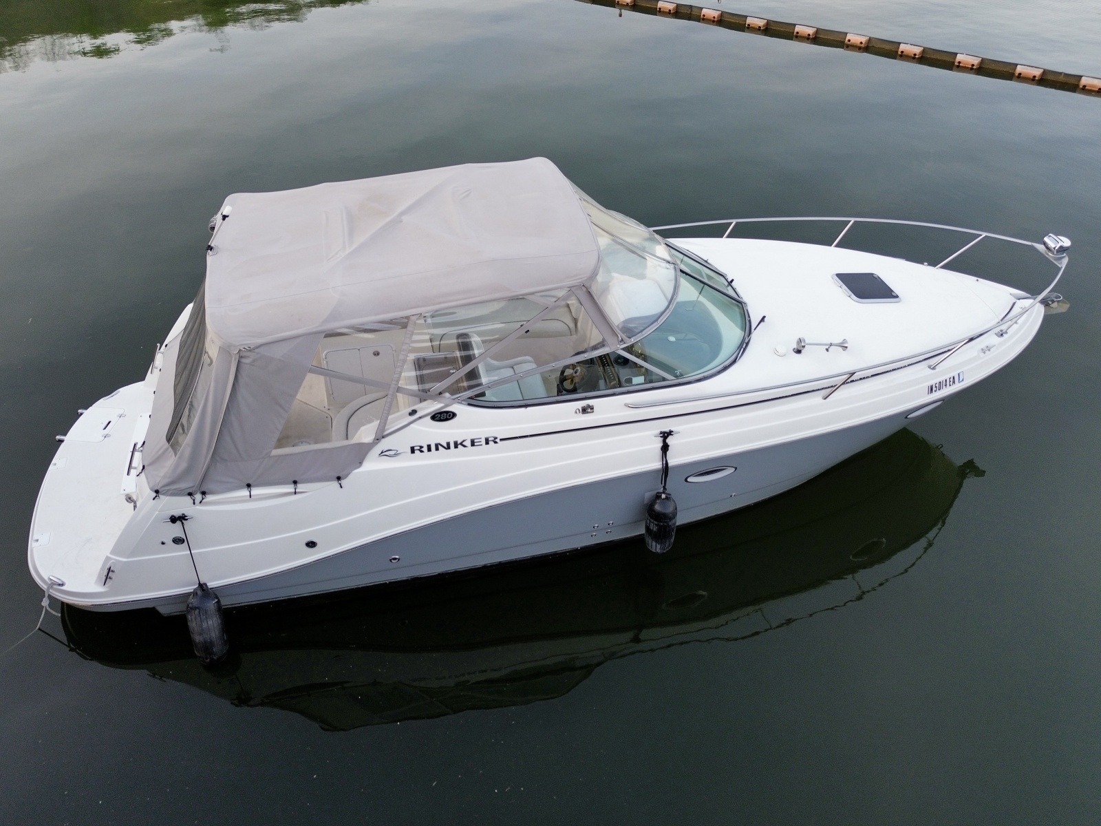 2008 Rinker 280 Express Cruiser