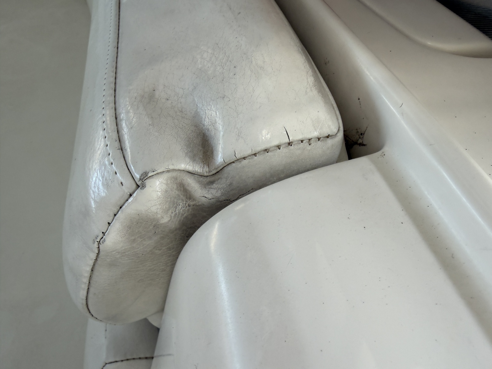 2008 Rinker 280 Express Cruiser