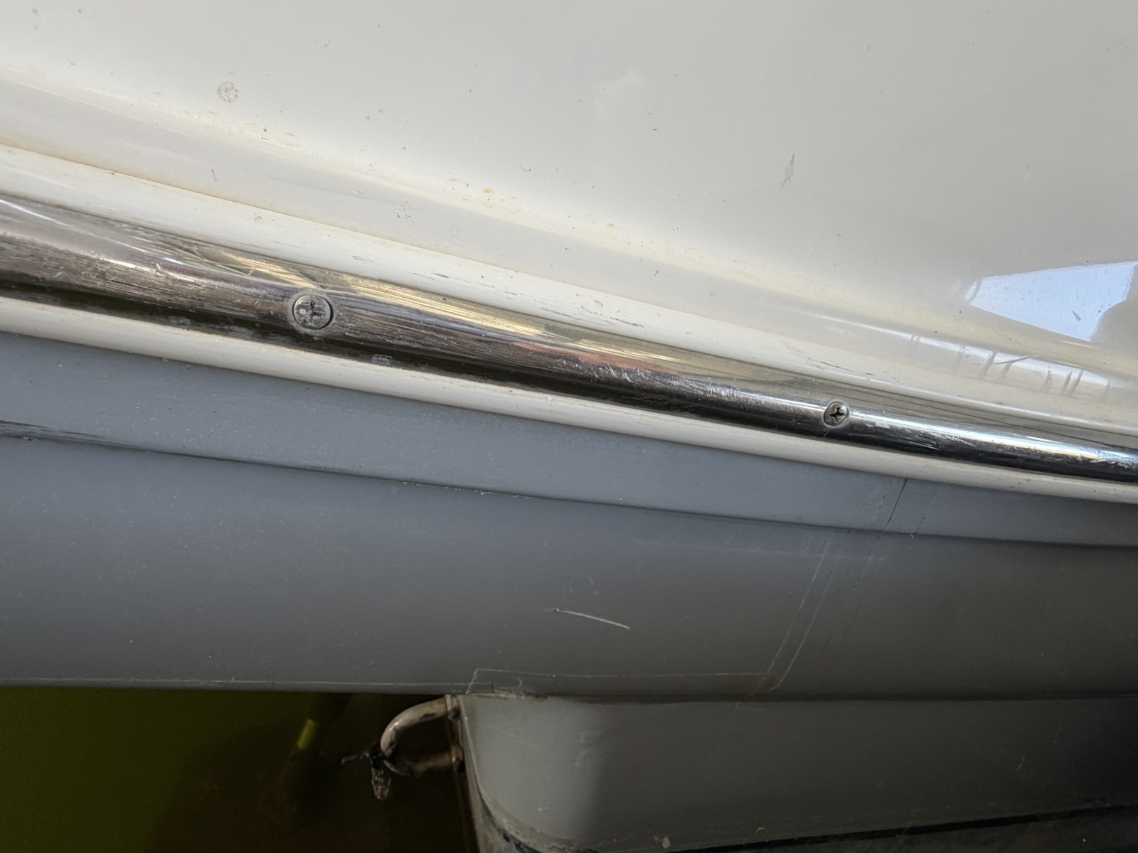 2008 Rinker 280 Express Cruiser