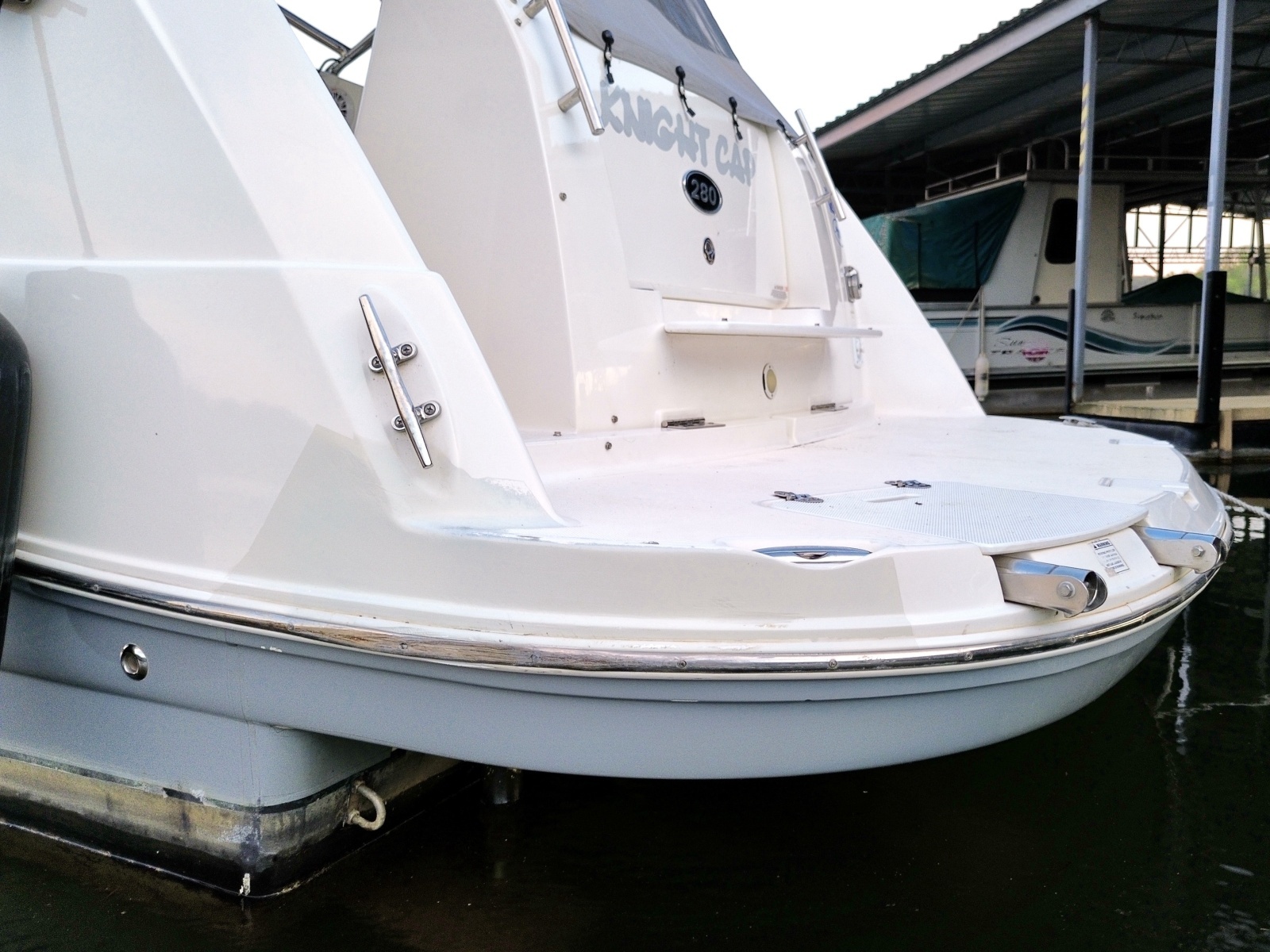 2008 Rinker 280 Express Cruiser